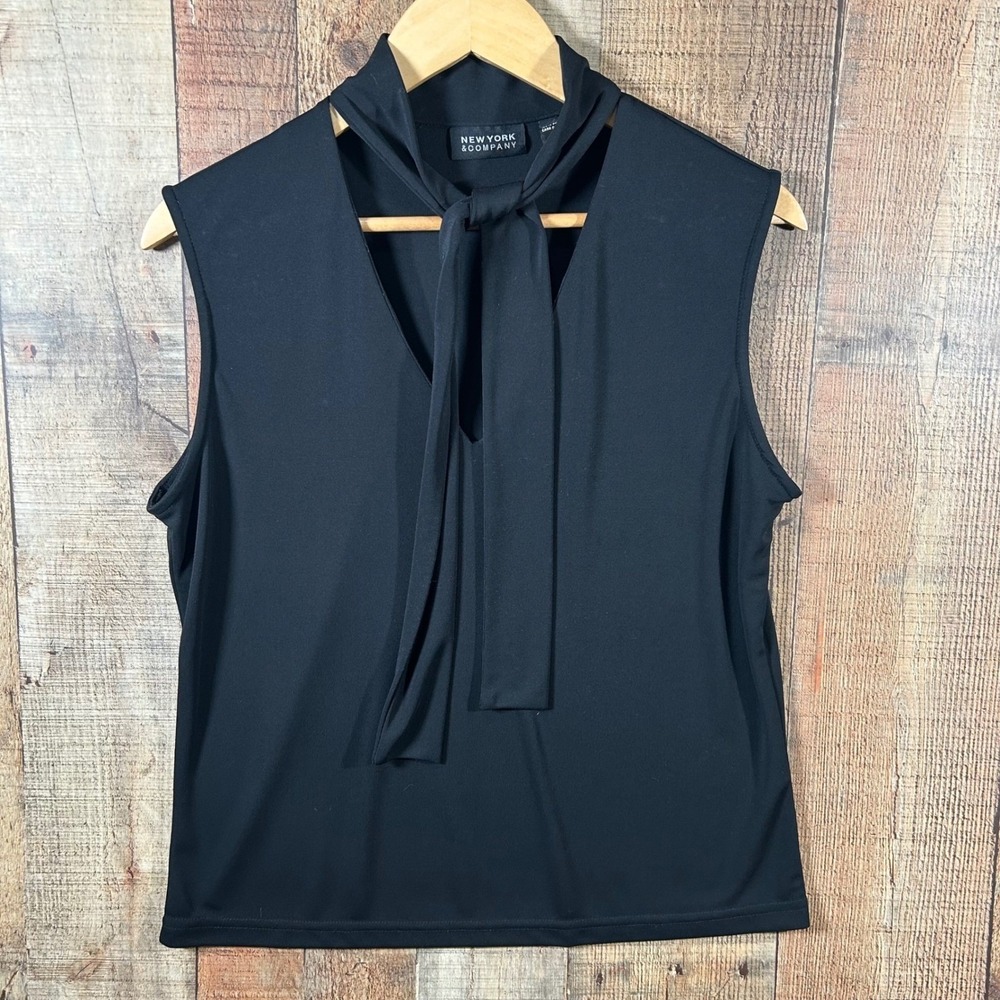 New York & Company Black Tie Neck Blouse Sleeveless V-Neck Work Top Women's XL